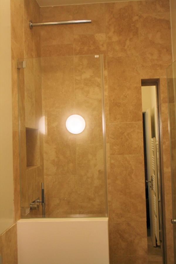 Apartment 2 / Ein - Zweipersonen Mannheim Bagian luar foto