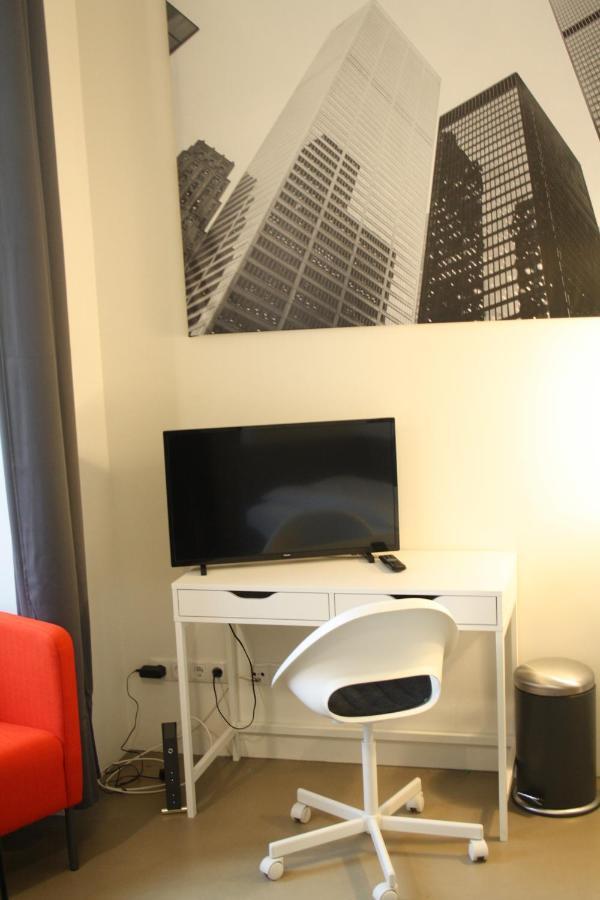 Apartment 2 / Ein - Zweipersonen Mannheim Bagian luar foto